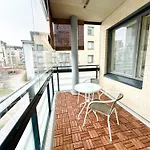 Helsinki Stylish One Bedroom Apartment - Metro, Sauna And Free Parking